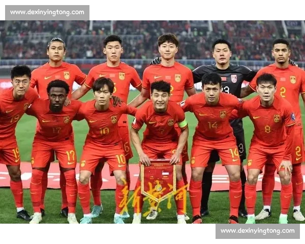 国足对阵新加坡比赛视频解析进攻防守亮点与未来调整方向展望提升空间