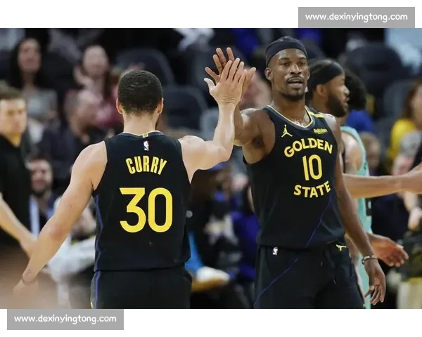 马刺对决勇士全场录像回放攻防博弈精彩瞬间解析战术演变与关键回合复盘